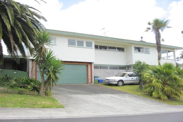Photo of property in 52 Helvetia Road, Pukekohe, 2120