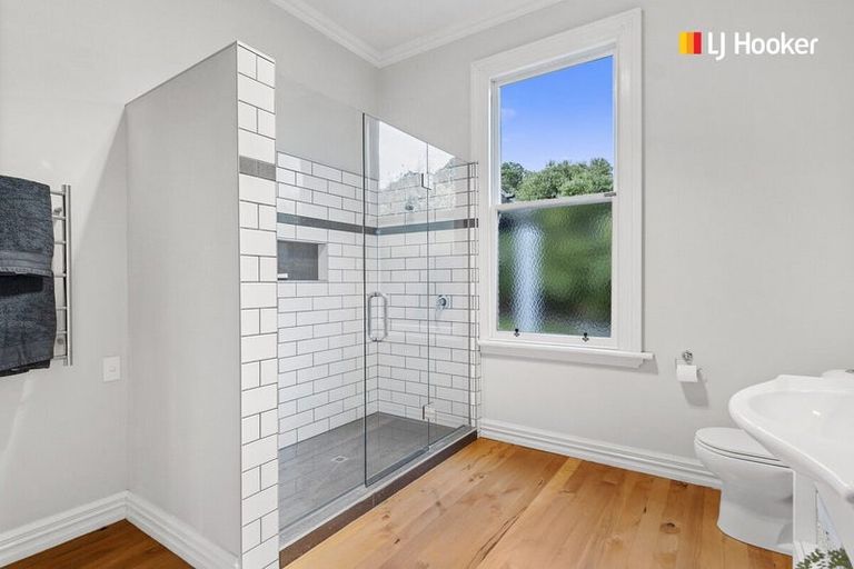 Photo of property in 73 Royal Crescent, Saint Kilda, Dunedin, 9012