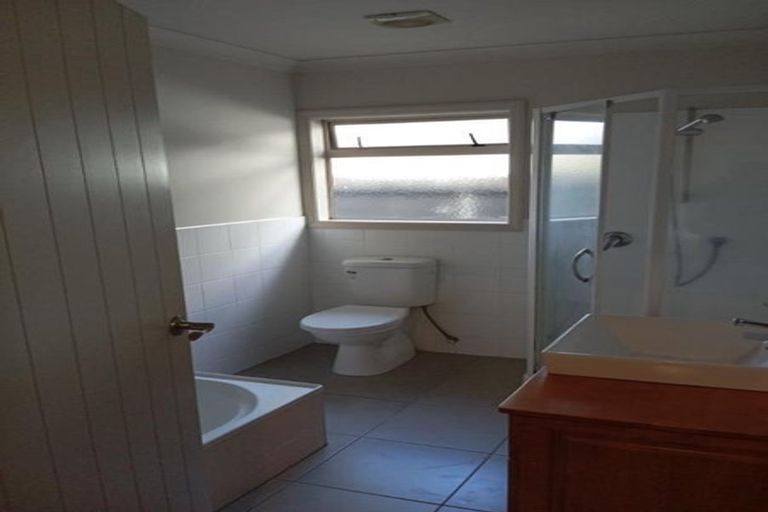 Photo of property in 20 Bretton Terrace, Hillcrest, Hamilton, 3216