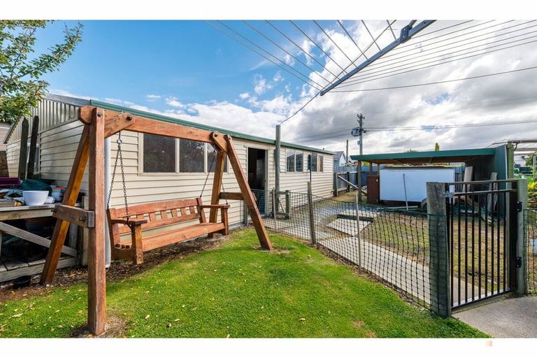 Photo of property in 17 Manse Street, Waimate, 7924