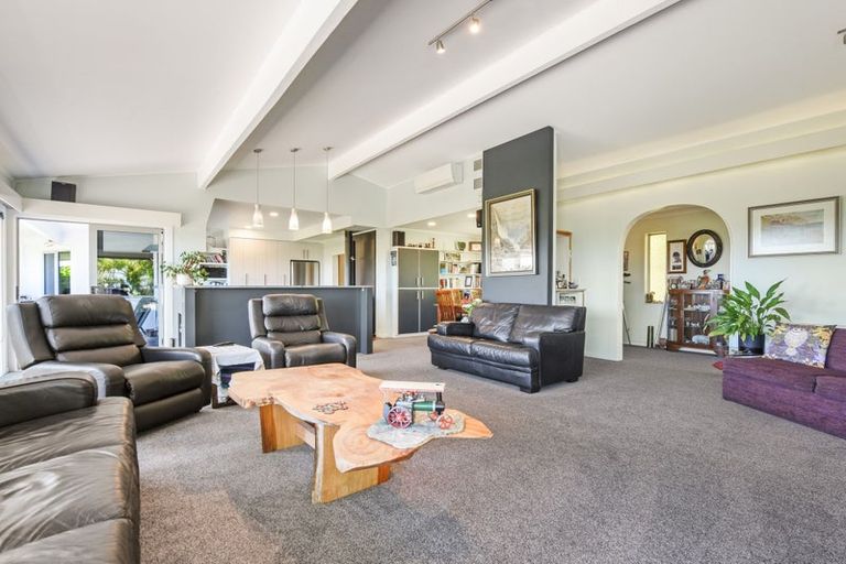 Photo of property in 10 Isel Place, Stoke, Nelson, 7011