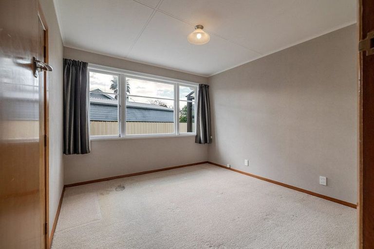 Photo of property in 12 Keith Street, Roslyn, Palmerston North, 4414