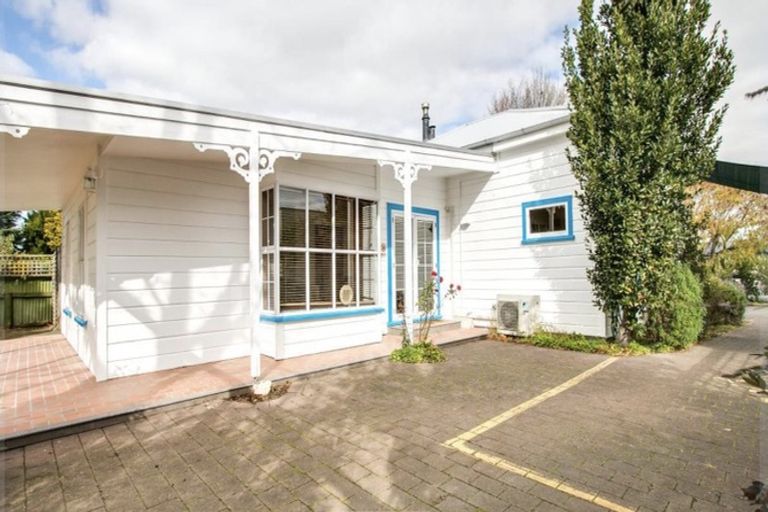 Photo of property in 1010 Heretaunga Street East, Parkvale, Hastings, 4122