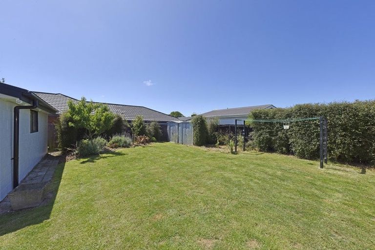 Photo of property in 22 Skerten Avenue, Hornby, Christchurch, 8042