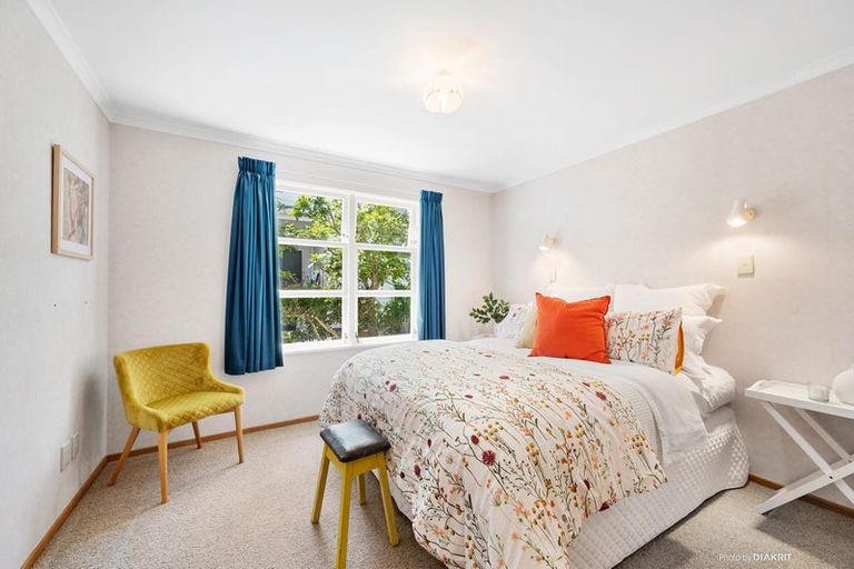 Photo of property in 26 Omar Street, Khandallah, Wellington, 6035