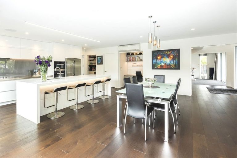 Photo of property in 12 Carnaby Close, St Albans, Christchurch, 8052