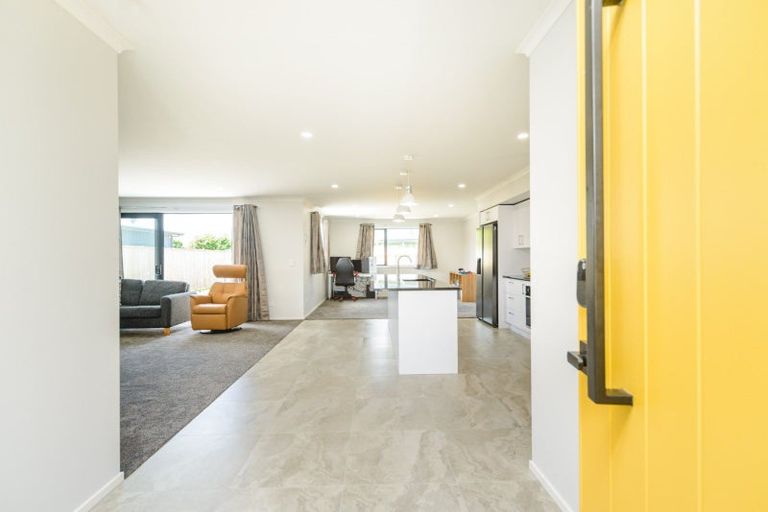 Photo of property in 94 James Line, Kelvin Grove, Palmerston North, 4414