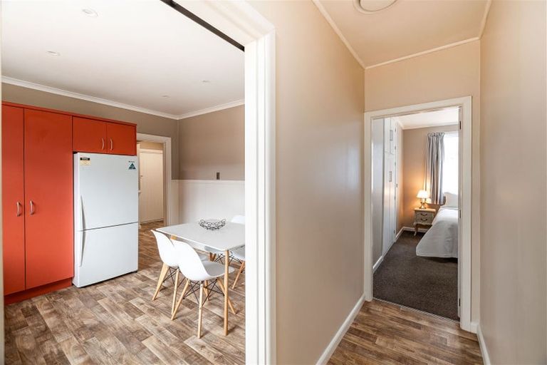 Photo of property in 375 Yaldhurst Road, Russley, Christchurch, 8042