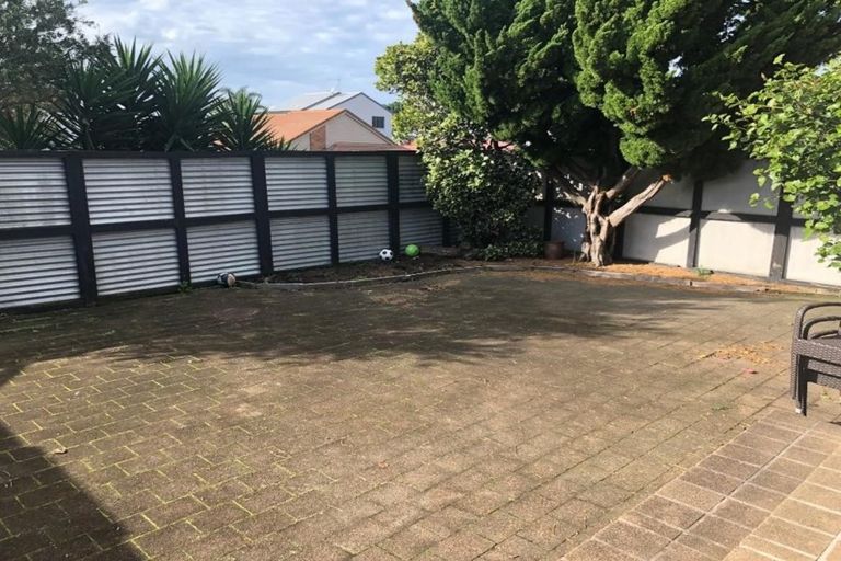 Photo of property in 60a Campbell Road, Mount Maunganui, 3116