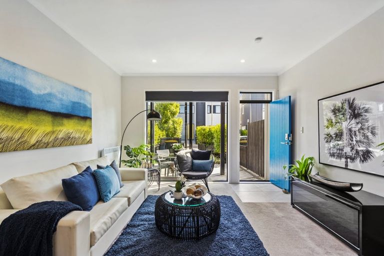 Photo of property in 15 Piko Lane, Hobsonville, Auckland, 0616