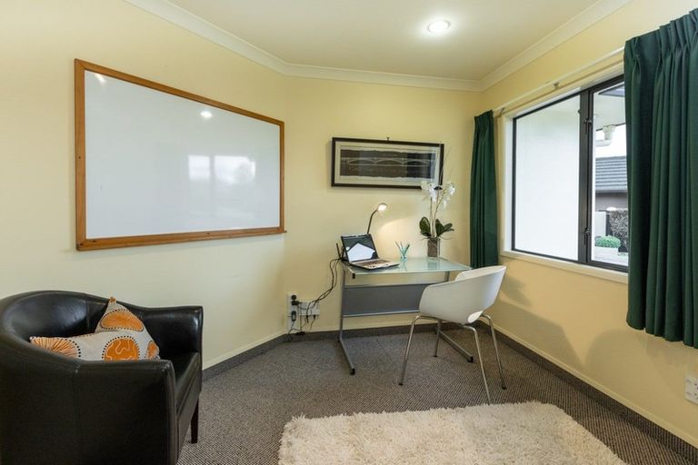 Photo of property in 56 Palmbrook Avenue, Havelock North, 4130