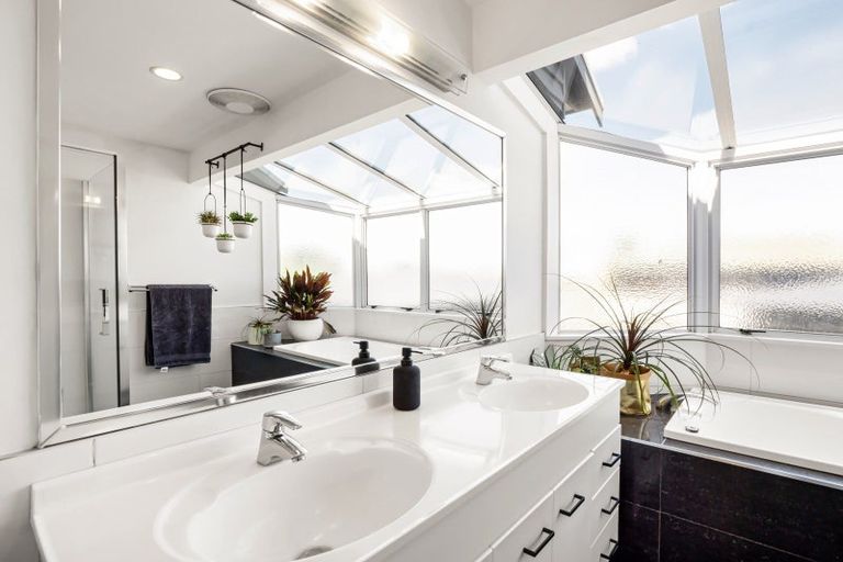 Photo of property in 7a Gordon Road, Mount Maunganui, 3116