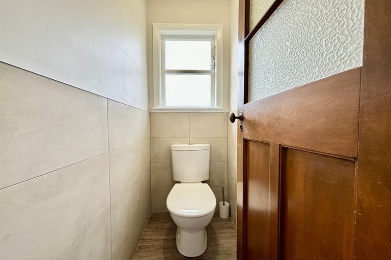 Photo of property in 1 Russell Street, Waterloo, Lower Hutt, 5011