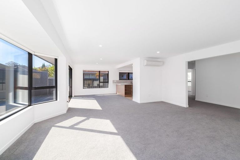 Photo of property in 33 Church Lane, Merivale, Christchurch, 8014