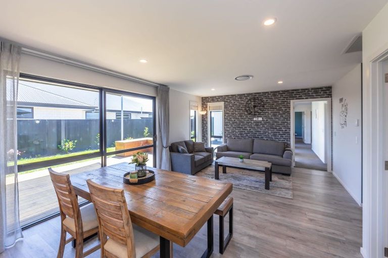 Photo of property in 23 Nicolau Avenue, Rolleston, 7615