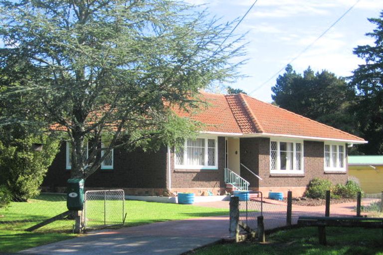 Photo of property in 69 Smythe Road, Henderson, Auckland, 0612