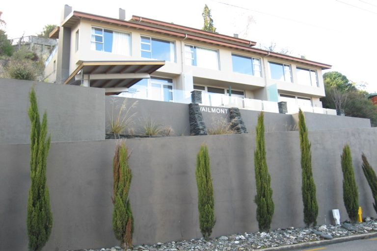 Photo of property in 21a Hallenstein Street, Queenstown, 9300