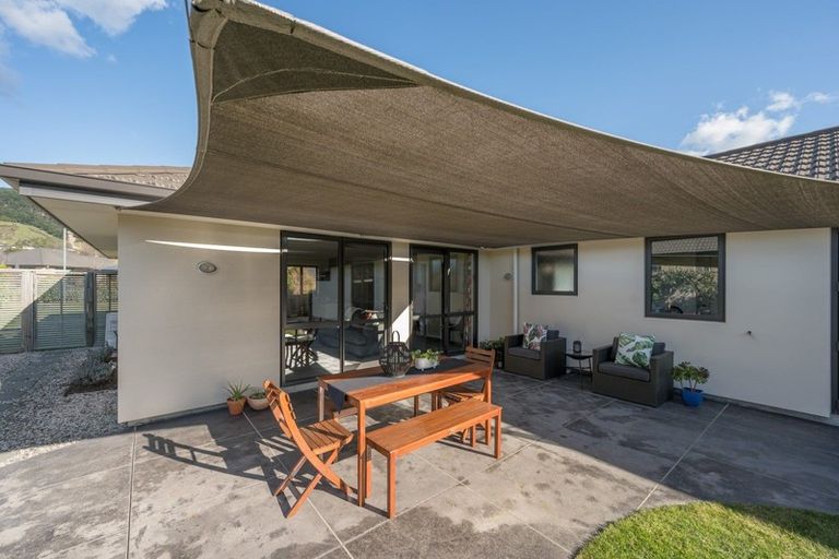 Photo of property in 2 Melfield Place, Richmond, 7020