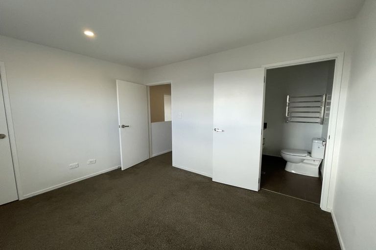 Photo of property in 53u2 May Street, Hamilton East, Hamilton, 3216