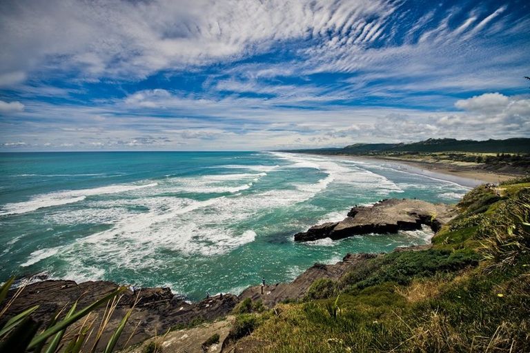 Photo of property in 9 Vogwill Road, Kumeu, 0810