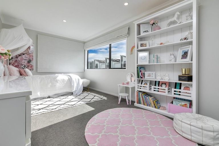 Photo of property in 33 Mapou Road, Hobsonville, Auckland, 0616