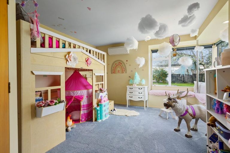 Photo of property in 2/105 Peake Road, Cambridge, 3493