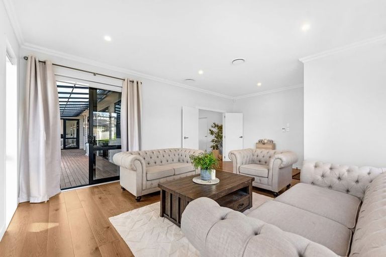 Photo of property in 98 Harriet Johnston Drive, Pokeno, 2402