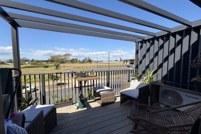 Photo of property in 5 Tana Way, Manurewa, Auckland, 2102