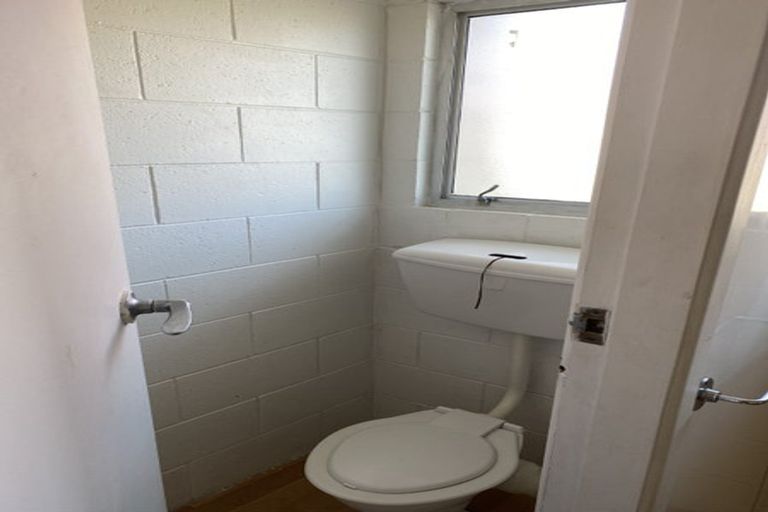 Photo of property in 7/3 Tralee Place, Hillcrest, Hamilton, 3216