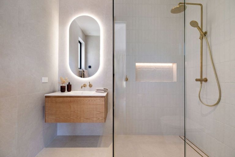 Photo of property in 30 Cunninghams Drive, Jacks Point, Queenstown, 9371