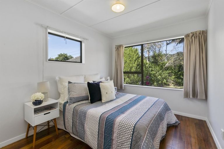 Photo of property in 23 Hinau Grove, Wainuiomata, Lower Hutt, 5014