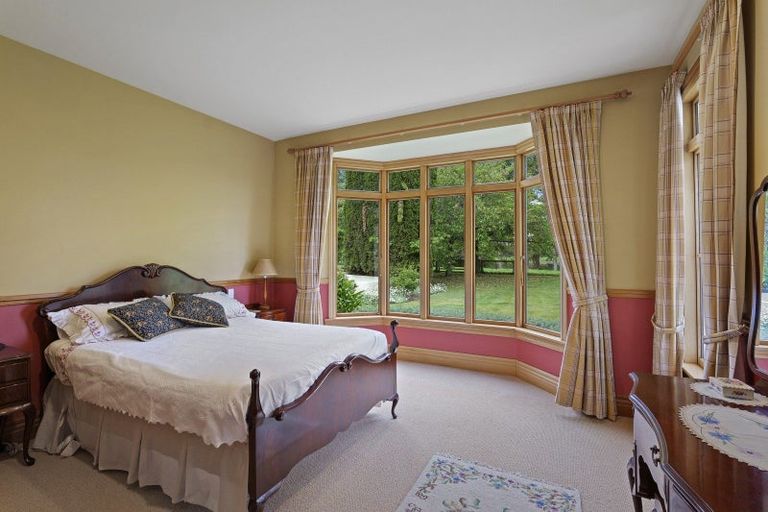 Photo of property in 54 Wroots Road, Kennedys Bush, Christchurch, 8025