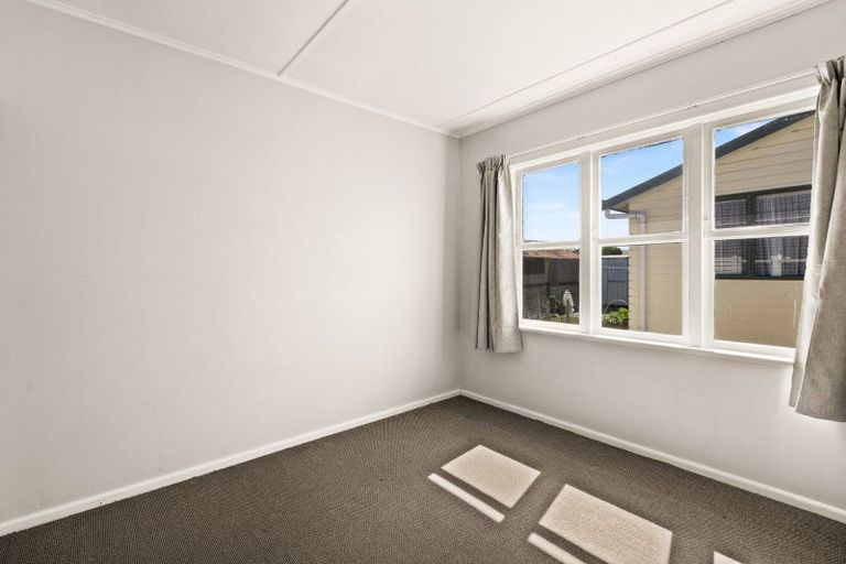 Photo of property in 64 Bill Hercock Street, Pirimai, Napier, 4112