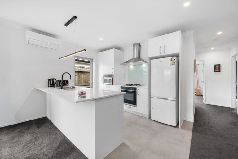 Photo of property in 127 Kuaka Drive, Takanini, 2112
