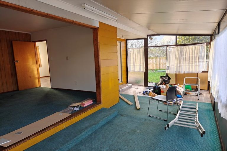 Photo of property in 5 Moncrieff Avenue, Clendon Park, Auckland, 2103