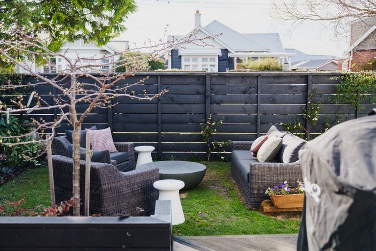 Photo of property in 33 Ings Avenue, Saint Clair, Dunedin, 9012