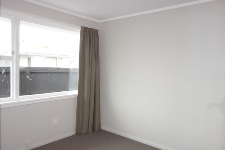 Photo of property in 2/72 Geraldine Street, Edgeware, Christchurch, 8013