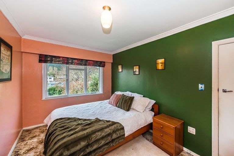 Photo of property in 88 Glen Road, Raumati South, Paraparaumu, 5032