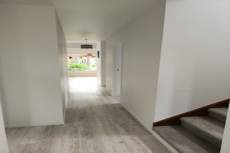 Photo of property in 7a Lesley Grove, Waikanae, 5036