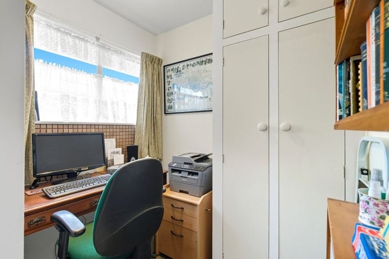Photo of property in 17 Marley View Street, Somerfield, Christchurch, 8024