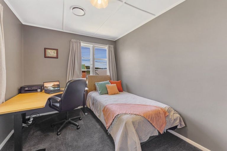Photo of property in 51 Wilkie Crescent, Naenae, Lower Hutt, 5011