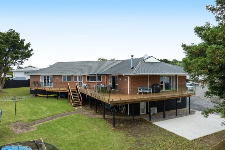 Photo of property in 2/32 Prospect Terrace, Pukekohe, 2120