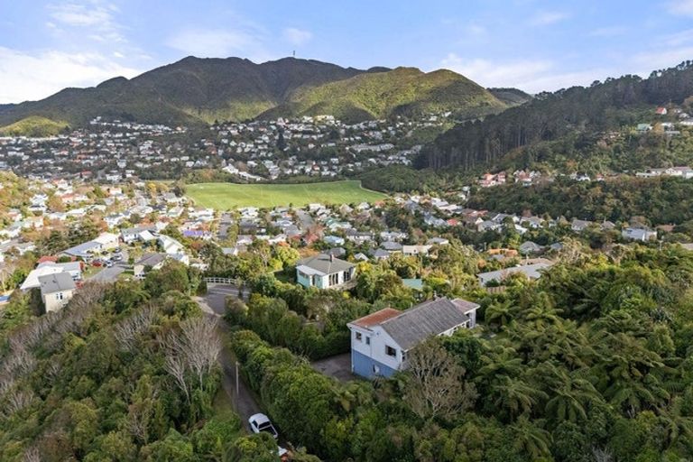 Photo of property in 39 Victory Avenue, Karori, Wellington, 6012