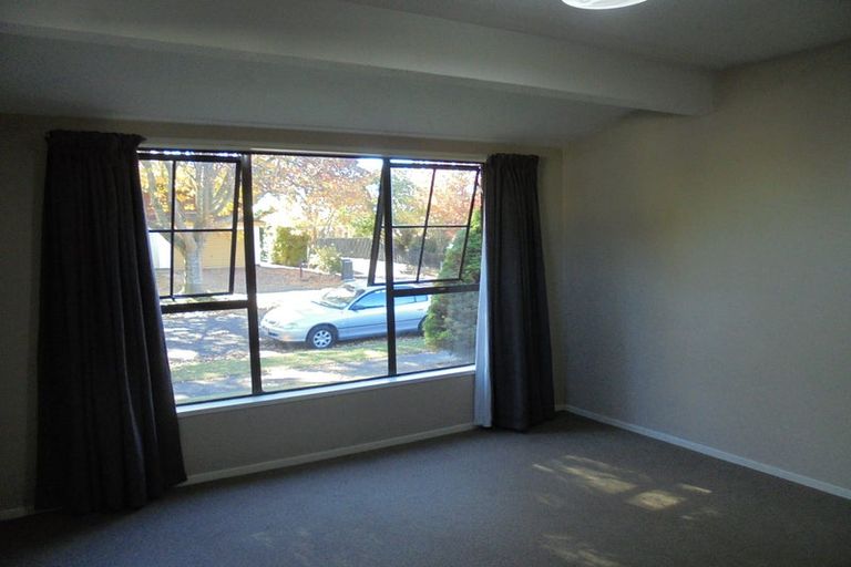 Photo of property in 51 Karnak Crescent, Russley, Christchurch, 8042