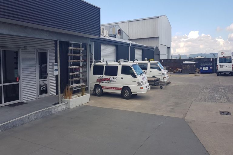 Photo of property in 18 Manuka Street, Otaki Beach, Otaki, 5512