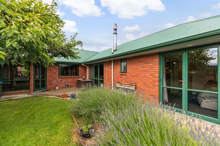 Photo of property in 125 Kings Drive, Wanaka, 9305