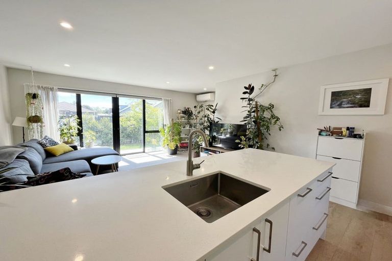Photo of property in 1/57 Woodville Street, Edgeware, Christchurch, 8013