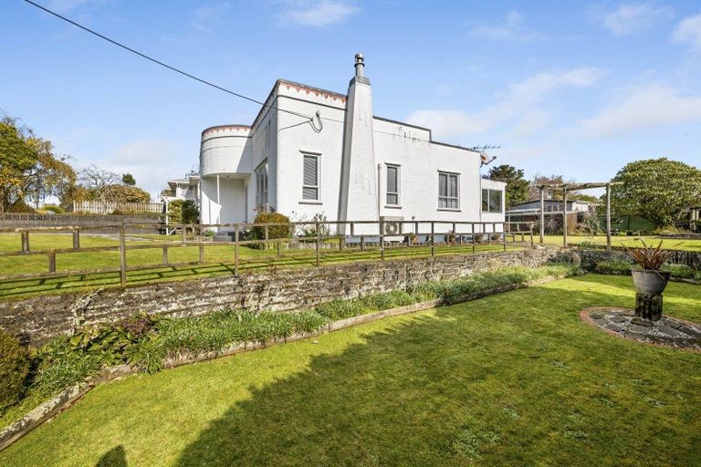 Photo of property in 21 Cordelia Street, Stratford, 4332