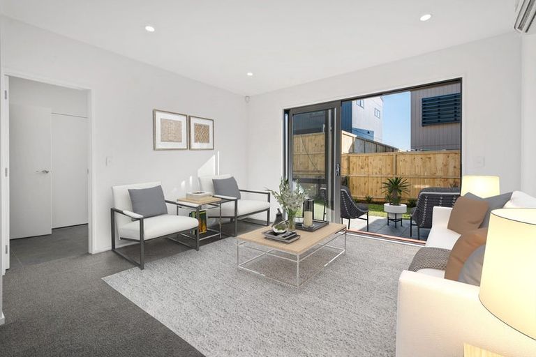 Photo of property in 8 Huru Road, Flat Bush, Auckland, 2019