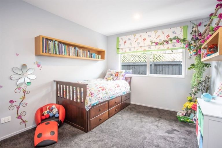 Photo of property in 27 Harvey Terrace, Richmond, Christchurch, 8013